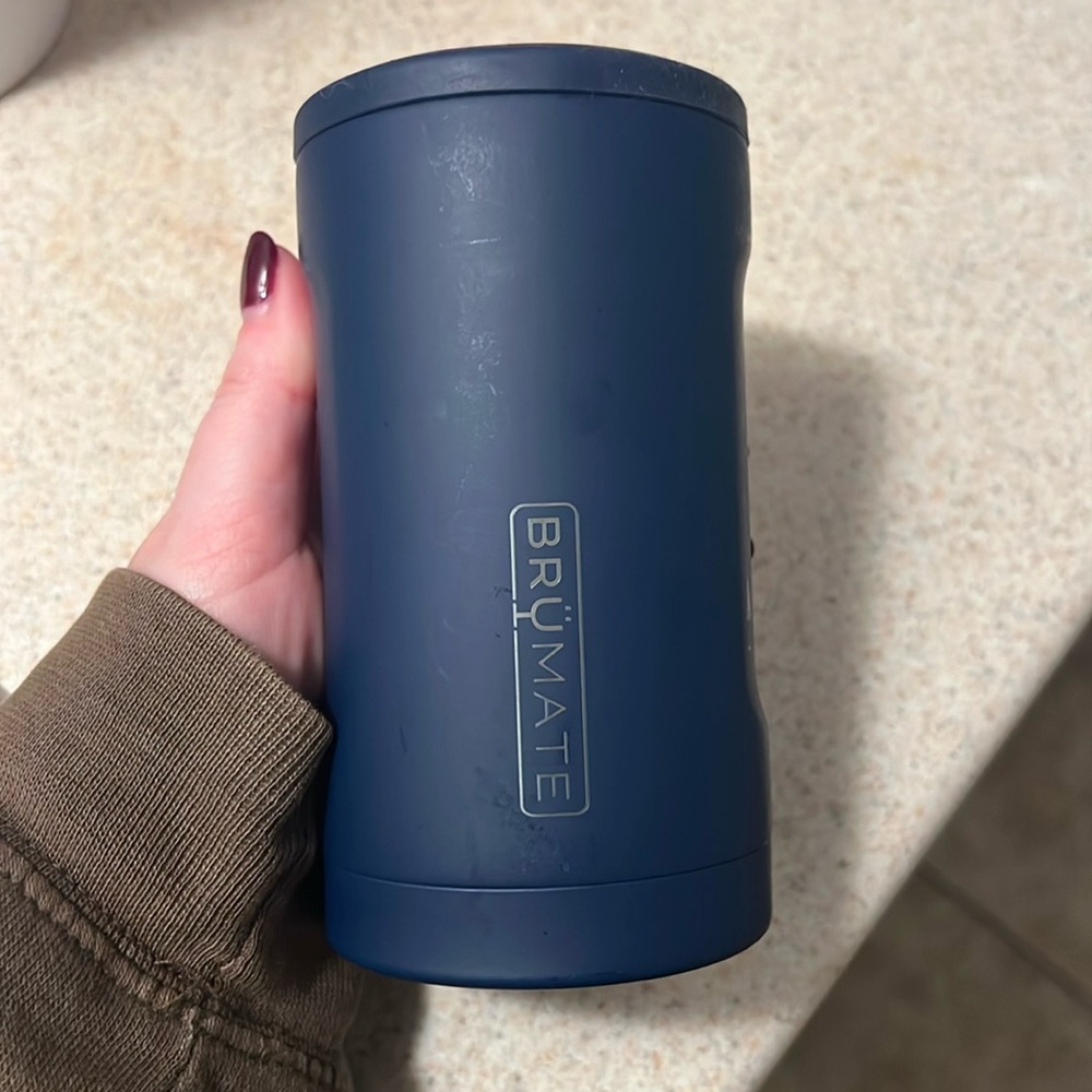 Brumate navy blue hopsulator